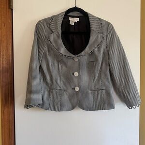 Newport News Blazer Cotton Blend Tailored Fit Size 10